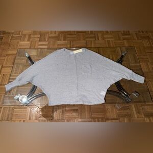 NEW-Francesca's light Gray Ribbed Knit Sweater